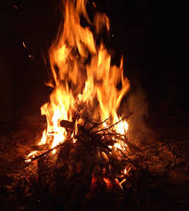 ic_large_w900h600q100_lagerfeuer